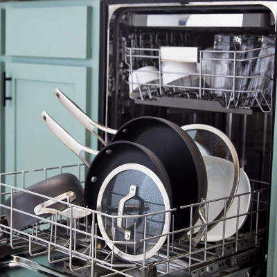 Calphalon Premier With MineralShield Nonstick, 7qt Sauteuse Pan 3 Calphalon Premier With MineralShield Nonstick, 7qt Sauteuse Pan