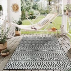World Rug Gallery Contemporary Geometric Reversible Plastic Outdoor Rugs -Garden & Outdoors GUEST 44b29567 baf6 4ed4 9906 e848893e5759