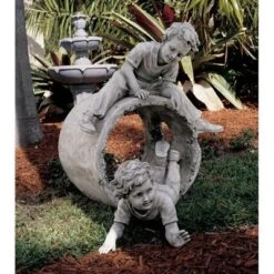 Design Toscano Hide And Seek Garden Sculpture