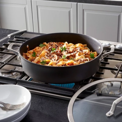Calphalon Premier With MineralShield Nonstick, 7qt Sauteuse Pan 4 Calphalon Premier With MineralShield Nonstick, 7qt Sauteuse Pan - Image 2