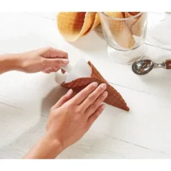 Proctor Silex Waffle Cone Maker -Garden & Outdoors GUEST e617121a 7d99 4163 8cff a740af914436